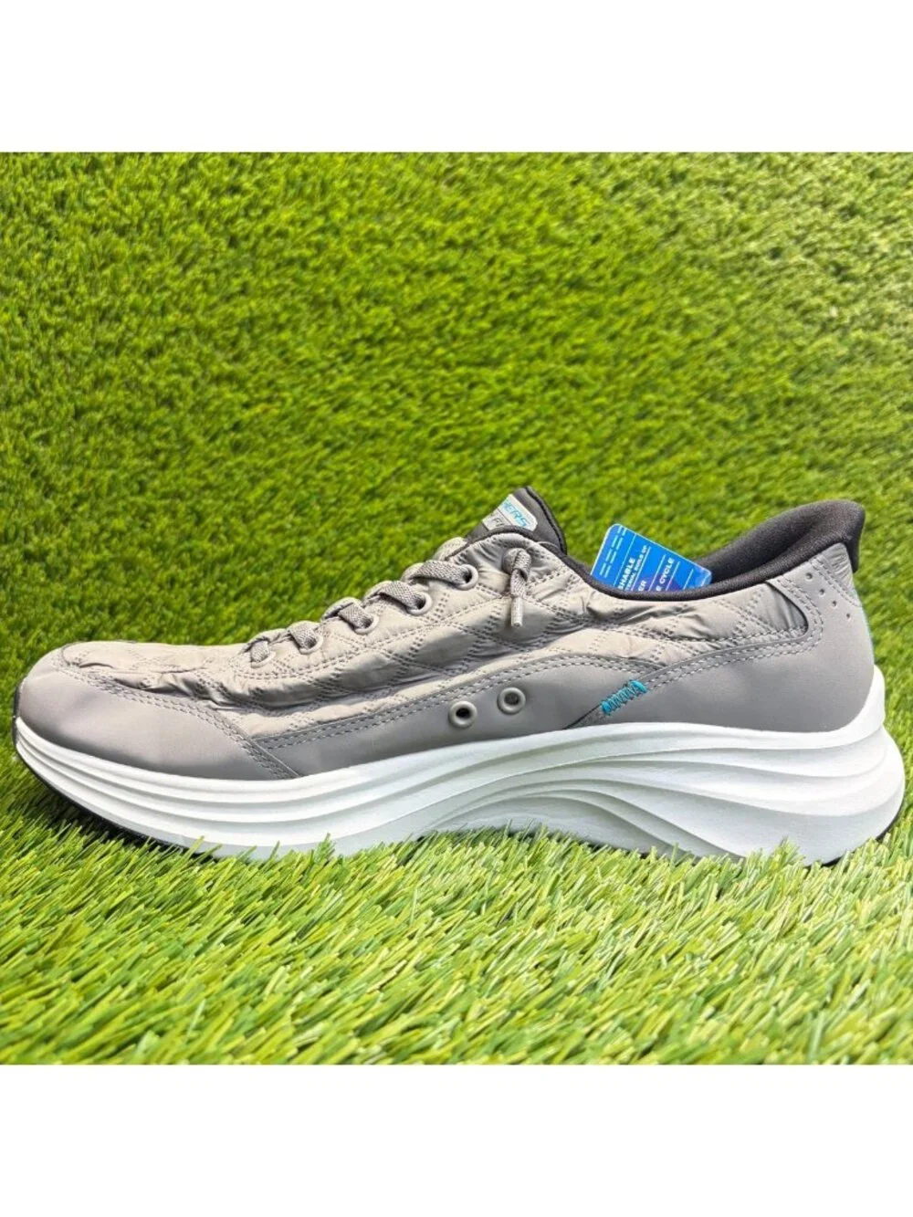 SKECHERS please review